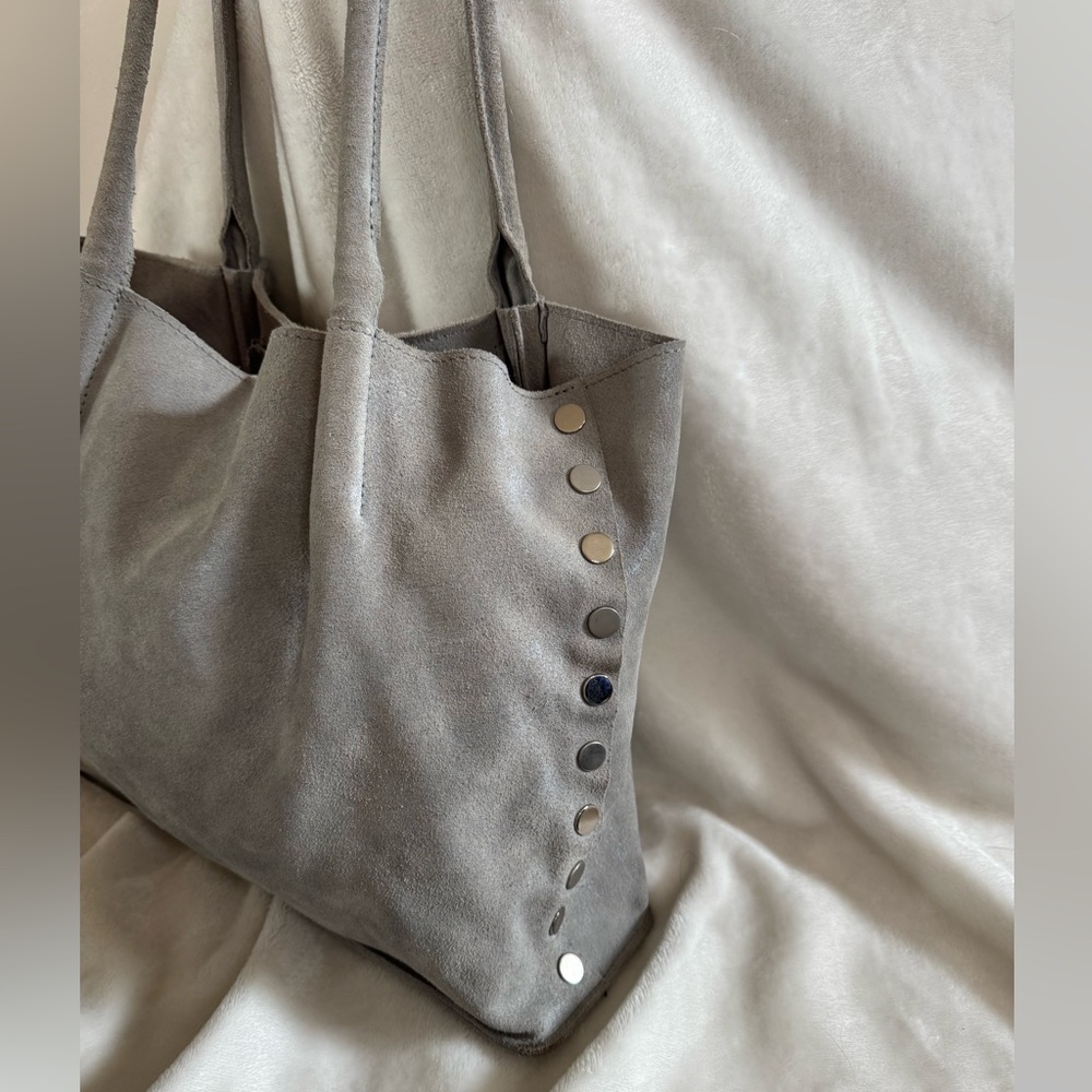 Hammitt Oliver light grey tote suede - Picture 2 of 7